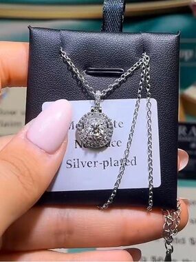 1 CT Necklace